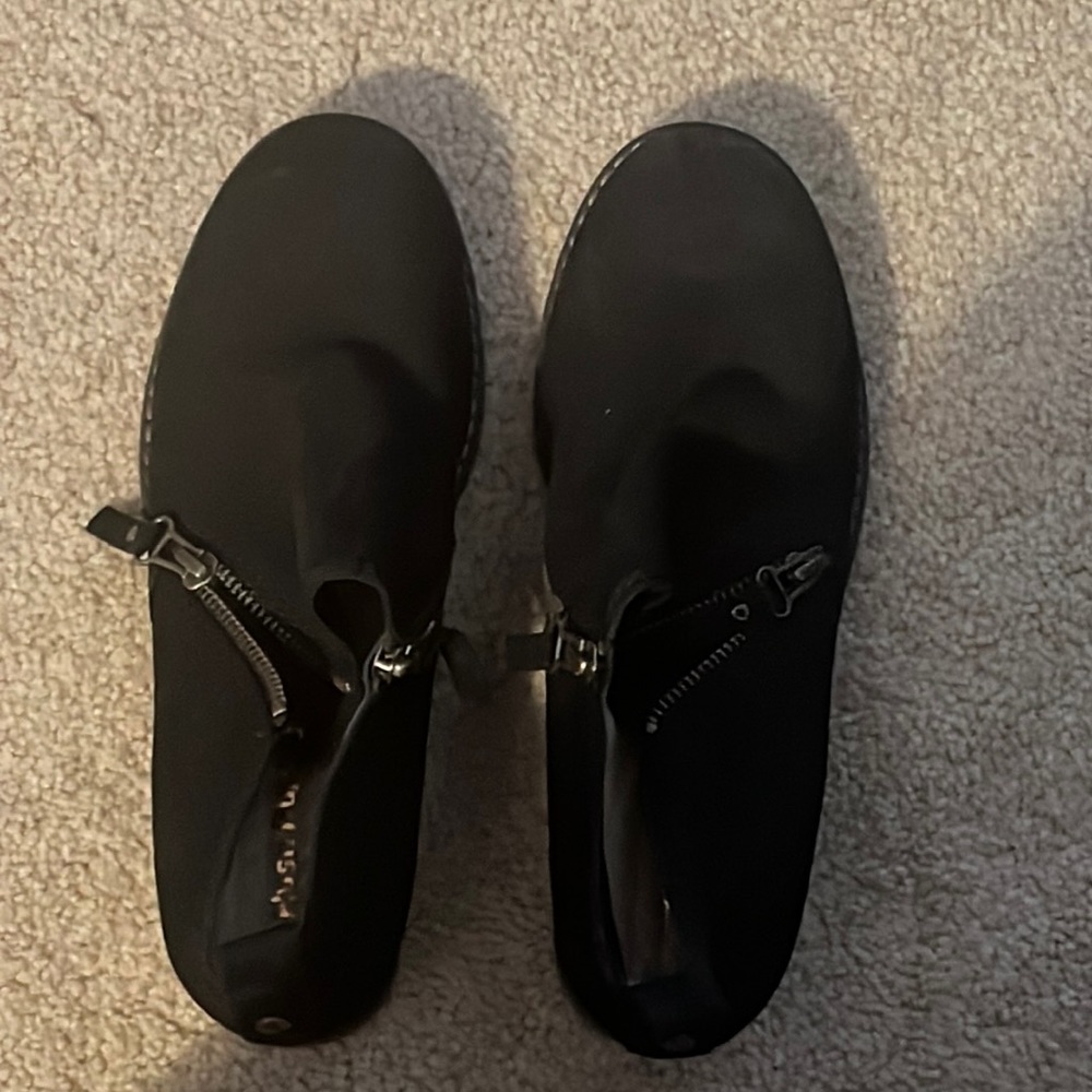 Hush puppies booties